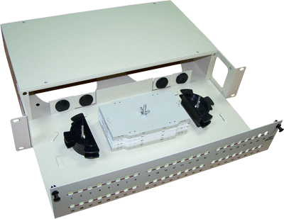 ����� ���������� 19", �� 48 ����������� SC/ST ��������, � 4-�� ������-����������